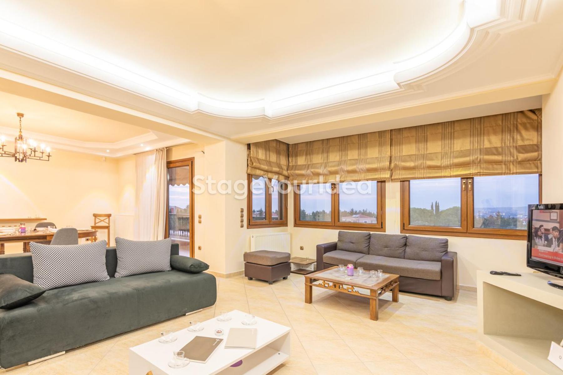 Luxury Appartment, Only 7 Minutes From Thessaloniki Airport And 15 Minutes From City Center ,For 8-23 People Also For Gatherings And Parties Neon Rysion Exterior photo