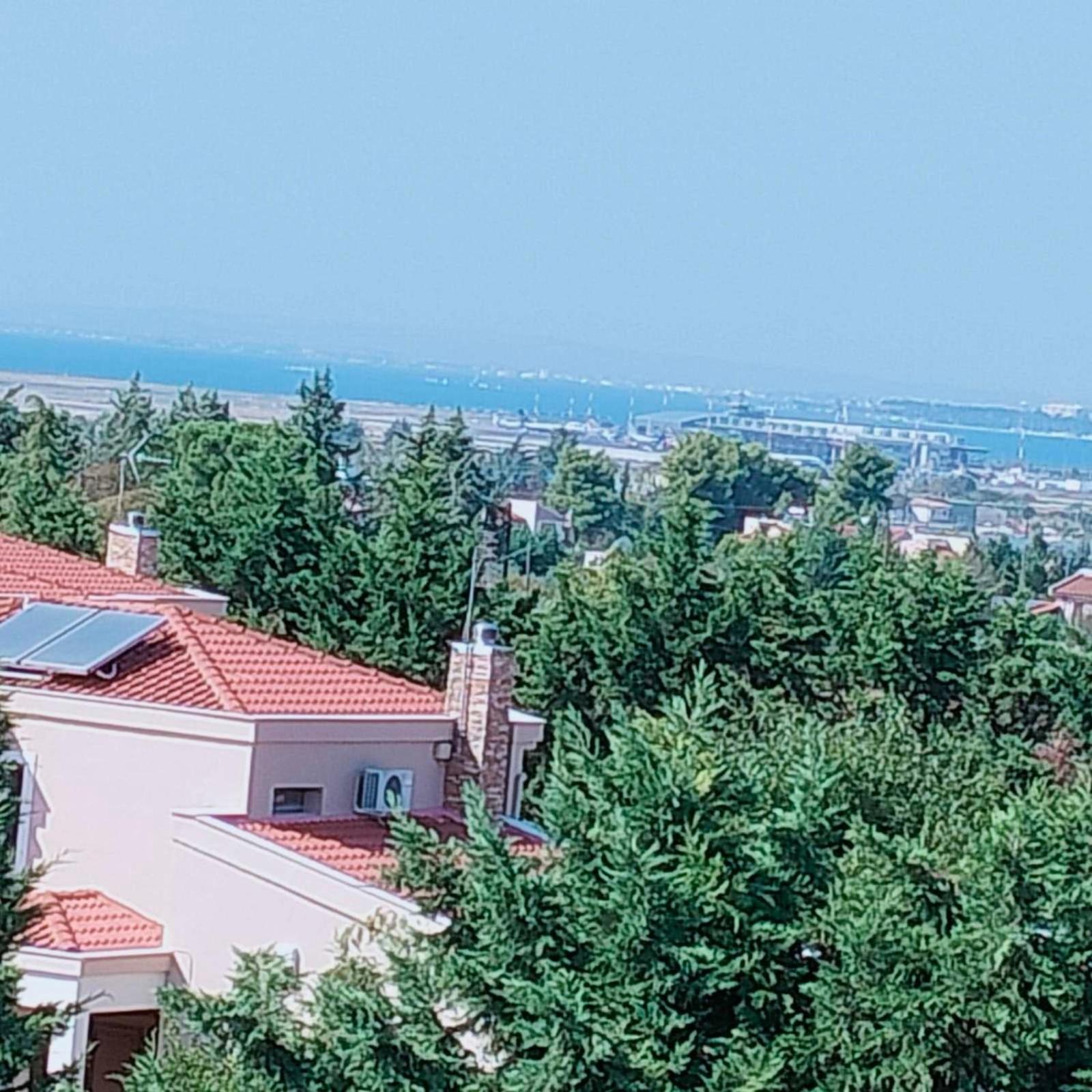 Luxury Appartment, Only 7 Minutes From Thessaloniki Airport And 15 Minutes From City Center ,For 8-23 People Also For Gatherings And Parties Neon Rysion Exterior photo